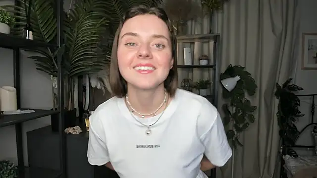 ThelmaJusto online show from October 2025 02:50:02 PM