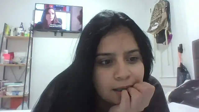 AbbyHott02 online show from October 2025 06:50:02 PM