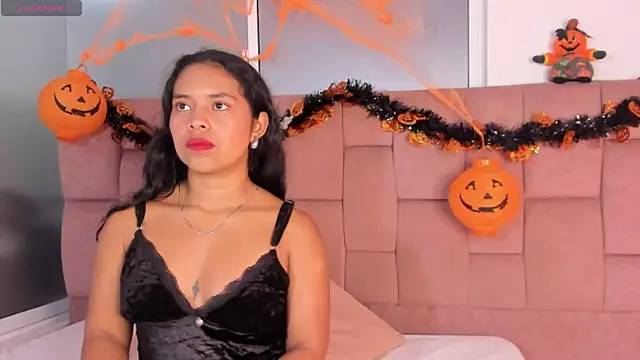 Amayavaldes online show from October 2025 01:36:02 AM