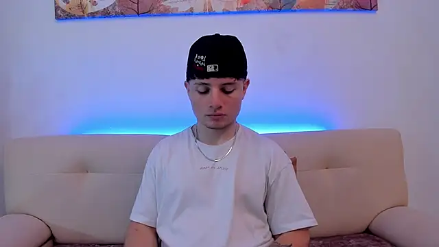 Leoo Miller online show from October 2025 09:27:01 PM