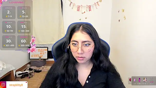 LoveLyy- online show from June 2026 12:28:01 AM