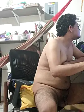 JoseChubby online show from October 2025 09:34:02 PM