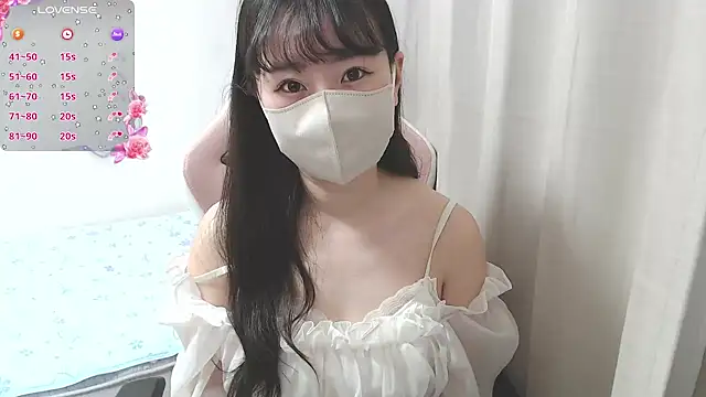 hinako08 online show from December 2025 01:36:01 AM