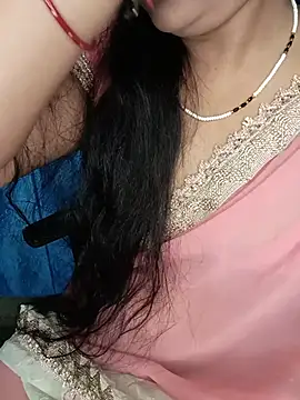 Snapshot of Rashmi_011 chatting on July 2026 12:29:02 AM Rashmi 011 online show from July 2026 12:29:02 AM