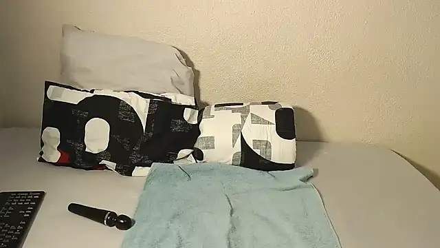 Snapshot of SexyChubyPussyZA chatting on October 2025 05:19:01 AM SexyChubyPussyZA online show from October 2025 05:19:01 AM