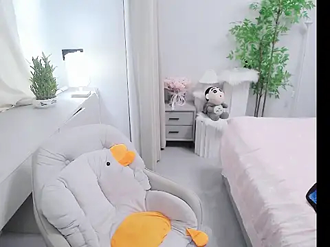 mili0923 online show from October 2025 06:57:02 AM