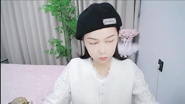 mili0923 online show from October 2025 01:20:02 AM