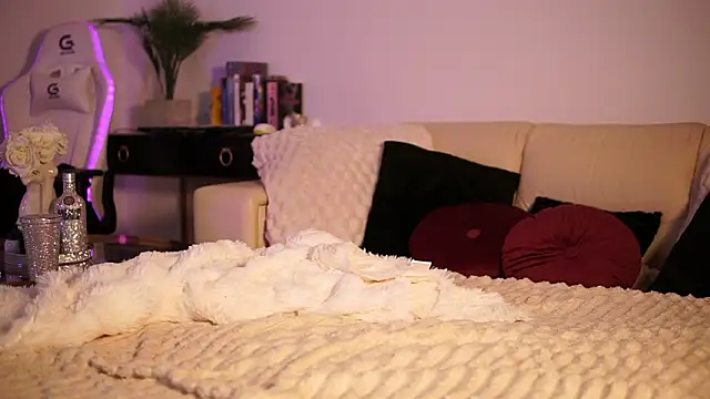 GiaInked online show from March 2026 07:15:01 AM