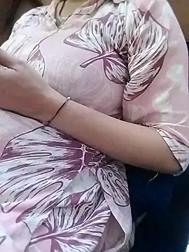 Priyanka 17 online show from October 2025 04:41:02 PM