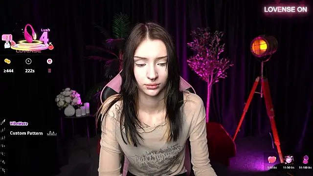 Trix Void online show from February 2026 09:28:02 AM