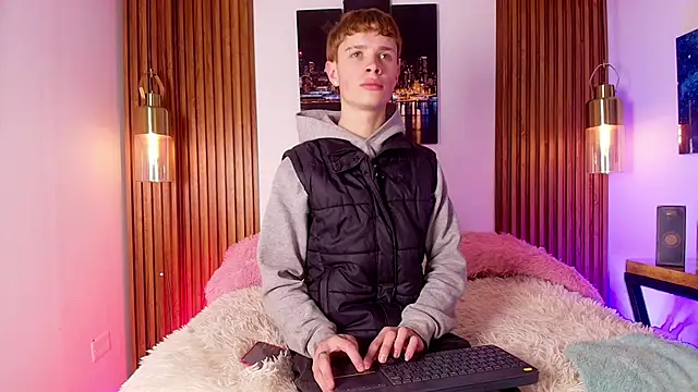 Snapshot of JackFrosst chatting on November 2025 12:16:01 PM JackFrosst online show from November 2025 12:16:01 PM