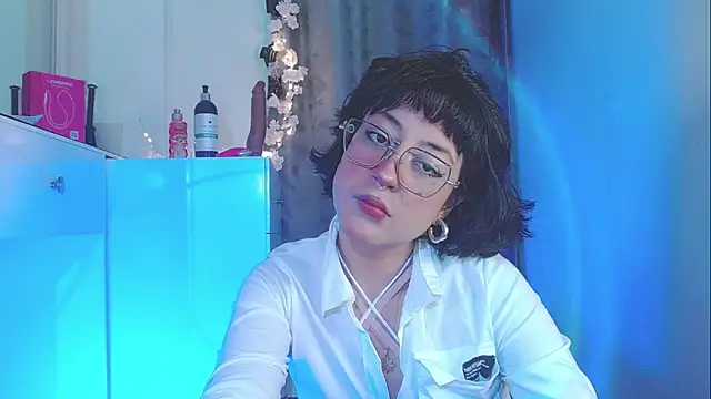 zora blue777 online show from October 2025 12:00:01 AM