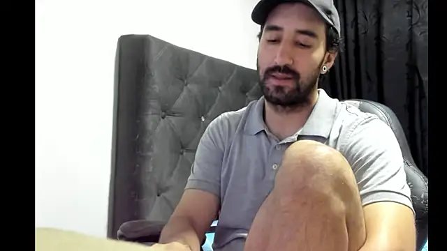 coolfriki online show from November 2025 04:22:02 AM