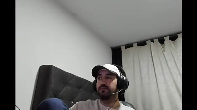 coolfriki online show from April 2026 05:34:01 AM