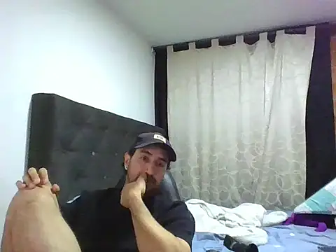 coolfriki online show from June 2026 06:18:02 AM