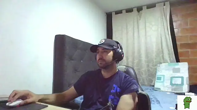 coolfriki online show from June 2026 11:42:01 PM