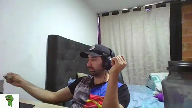 coolfriki online show from July 2026 09:41:01 PM