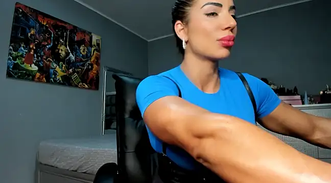 Alesyamuscledollxh online show from February 2025 12:39:01 PM