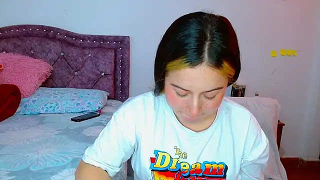 Hanssel tess online show from November 2025 06:20:01 PM