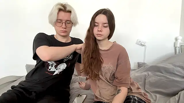 EhtelBiondi online show from February 2026 08:15:02 AM