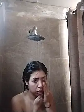 Lollysmile26 online show from March 2026 11:45:01 PM