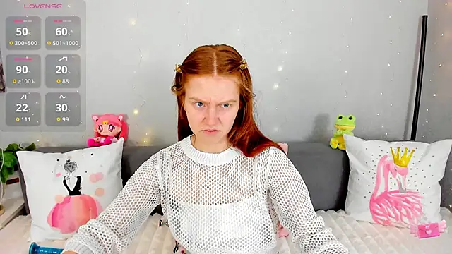 Evarey  online show from December 2025 05:26:02 AM