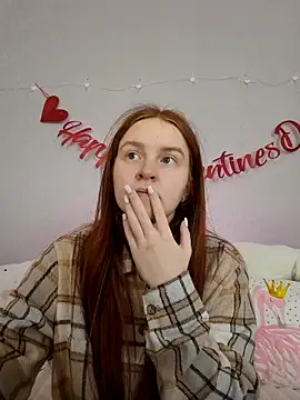 Evarey  online show from February 2026 05:04:01 AM