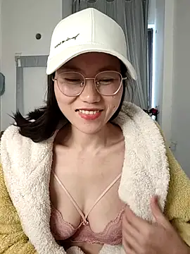 nini10052025 online show from December 2025 04:09:01 AM