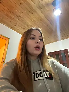 kattee adams online show from November 2025 11:05:02 PM