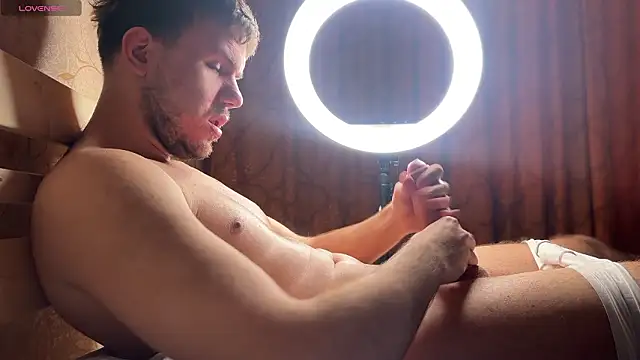 mynameischris online show from February 2026 11:39:01 AM