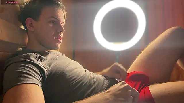 mynameischris online show from March 2026 07:43:01 AM