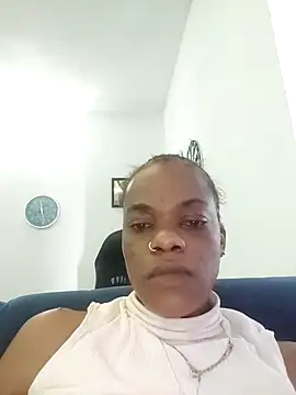 GlobeTrottieHottie1 online show from October 2025 02:48:01 PM