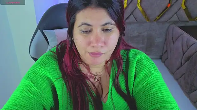 Addyy 02 online show from December 2025 02:33:01 PM