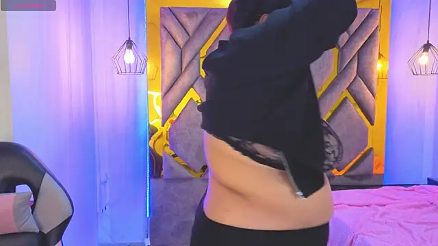 Addyy 02 online show from January 2026 12:09:02 PM