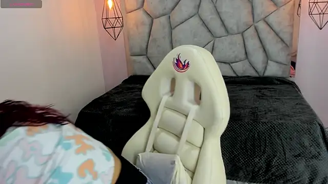 Addyy 02 online show from April 2026 07:03:01 PM