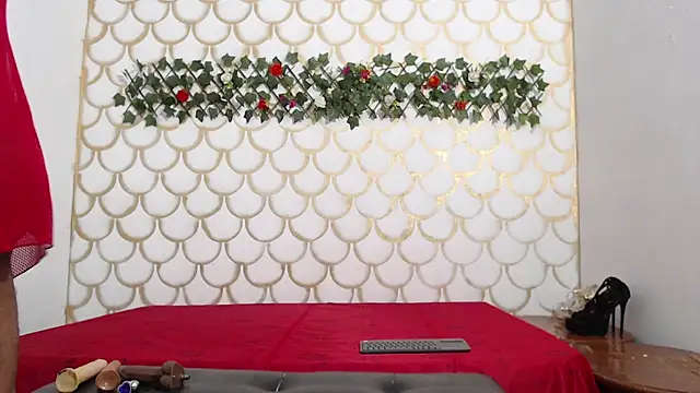 nahomy smiith online show from February 2026 05:57:01 AM