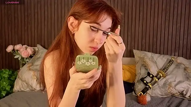 kitsun ne online show from November 2025 08:19:02 PM