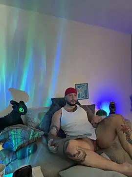 Dave-Max01 online show from November 2025 02:38:02 PM