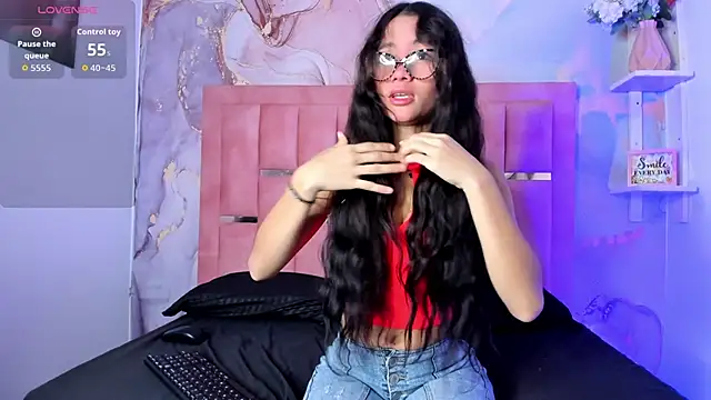 Isis Blaze online show from March 2026 03:42:02 AM