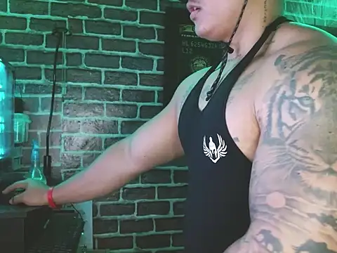 jordan bigcock  online show from October 2025 12:11:01 AM