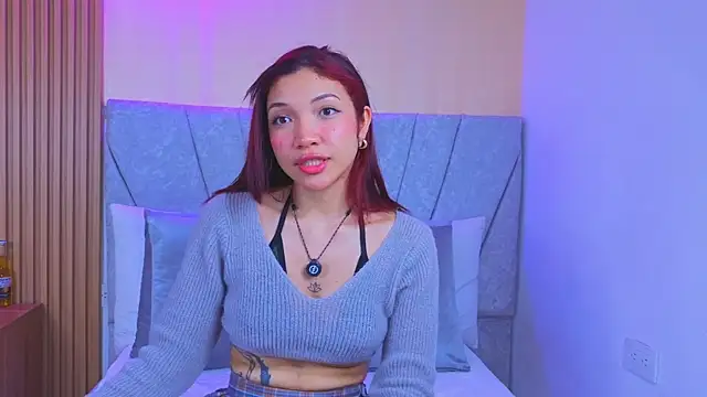 Snapshot of celeste_collins_ chatting on June 2026 03:29:02 AM celeste collins online show from June 2026 03:29:02 AM