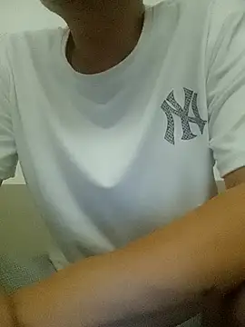 joneslau88 online show from October 2025 03:32:01 PM