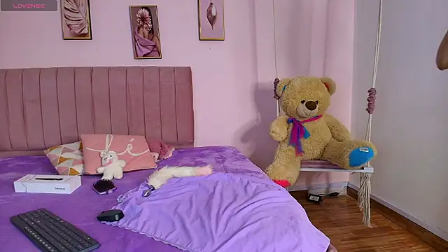 little ellie 1 online show from February 2026 08:48:02 PM