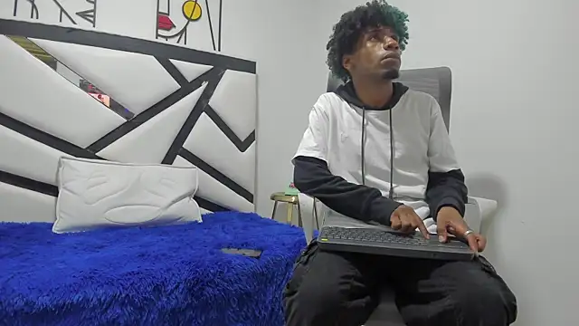 REDBRYAN EBANO online show from October 2025 07:14:02 PM