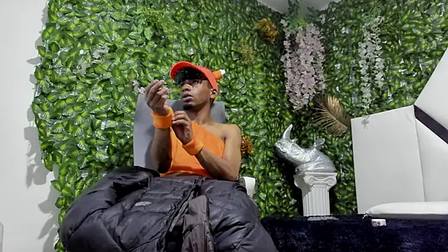 REDBRYAN EBANO online show from October 2025 07:48:02 PM