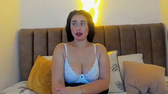 Amara18   online show from November 2025 02:23:02 AM