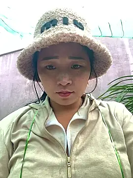 miemie-xx online show from January 2026 01:44:02 AM