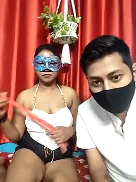 Snapshot of hornycouple654 chatting on October 2025 06:50:01 PM hornycouple654 online show from October 2025 06:50:01 PM