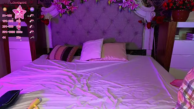 Viola Rayden online show from November 2025 11:22:01 AM