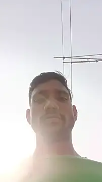 BiggerDickGuy online show from November 2025 04:33:02 AM